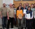 Bild: gbj
Ehrung beim OWV Beidl für 10- und 15-jährige Mitgliedschaft (von links): Vorsitzender Martin König, zweiter Vorsitzender Alois Bauer, Alfons Gleißner (15 Jahre), Alexandra König (10), Armin Kellermann (10), Albert Franz (15), Thomas Adam (15), Eva-Maria Franz (15), Maximilian König (15), Wendelin Gleißner (15), Karin Pelikan (15) und Bürgermeister Lothar Müller (15).