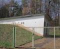 Bild: frd
Der Hochbehälter in Pertolzhofen ist innen und außen stark sanierungsbedürftig. Für die Wasserversorgung in einem Teil des Gemeindebereichs hat der Gemeinderat Maßnahmen auf den Weg gebracht. Diese werden eingehend bei einer Bürgerversammlung erläutert.