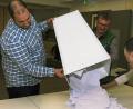 Bild: upl
Der erste Wahlgang zum Bürgermeisteramt in der Gemeinde Poppenricht brachte am 24. März nach de Auszählung (Bild) keine Entscheidung. Nun sind die Menschen dort am Sonntag, 7. April, anlässlich der erforderlich gewordenen Stichwahl erneut zum Urnengang aufgerufen.