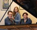 Bild: hbl
Marion Elling, Annemarie Bauer und Klara Bäumler (von links) erwecken musikalische Frühlingsgefühle.
