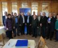 Bild: fhe
Die neue Führung der Senioren-Union (von links): Gotthard Färber, Brigitte Trummer, Eugen Eckert, Hans Kormann, Herbert Ernst, Werner Naundorf, Helmut Fischer, Dieter Beck, Herbert Demleitner Hans Fritzsche, Reinhold Birner, Klaus Wolkersdorfer, Hubert Siegert und Roswitha Hubmann.