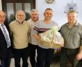 Bild: do
Verabschiedung der bisherigen Jagdvorsteher: im Bild (von links) Bürgermeister Albert Nickl, Jagdpächter Alfred Petratschek, Johann Kaufmann, Thomas Gmelch und Jagdpächter Thomas Walter.