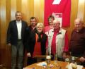 Bild: exb
Von links: Peter Hofmann und Josef Meier (DGB), Angela Erfurt (VdK), Petra Schmidt (AWO), Richard Landgraf und Josef Kraus (KAB) planen die Maikundgebung.