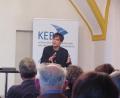 Bild: rbr
Adrian Roßner referiert in Speinshart bei der KEB zum Thema „Wie Leben gelingt 2.0“ über die vielen Gesichter der Heimat.