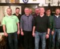 Bild: hrö
Der neue Vorstand mit zweitem Bürgermeister Hermann Schraml (rechts) Josef Kormann (von links), Kassenprüfer Jürgen Plannerer, zweiter Vorsitzender Alois Wöhrl, Martin Busch, Josef Hassmann, Vorsitzender Johann Brunner und Josef Kausler.