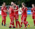 Bild: ref
Die Spieler des 1. FC Neukirchen bejubeln eines ihrer bisher 68 Tore in dieser Saison. Sechs Runden vor Schluss belegt das Team in der Kreisklasse Süd mit vier Punkten Rückstand auf Tabellenführer SG Ursulapoppenricht den zweiten Platz.
