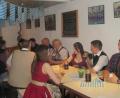 Bild: Stiftländer Heimatverein/exb
Erneut war der Starkbierabend im Vereinsheim der Wiesauer Trachtler gut besucht.