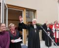 Bild: Christopher Dotzler
Der evangelische Landesbischof Heinrich Bedford-Strohm weihte das neue Gemeindehaus im Beisein von über 200 Gläubigen ein.
