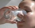 Bild: Unger
Die letzte Probe gibt Sicherheit: Das Trinkwasser muss nicht mehr abgekocht werden.