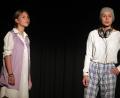 Bild: Wolfgang Steinbacher
Die Theatergruppe der Dr.-Johanna-Decker-Schulen bringt "Oskar und die Dame in Rosa" auf die Bühne.