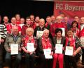 Bild: mef
Zahlreiche Ehrungen stehen im Mittelpunkt der Jahreshauptversammlung des Bayern-Fanclubs im Gasthaus Plödt in Diepoltsreuth.