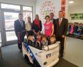 Bild: exb
Von links: Vorstandsmitglied Erich Übler, Kundenberaterin Julia Krause, Kindergartenleitung Kerstin Höller, Krippenleiterin Pia Search, Bürgermeister Hans Koch, Vorstandsmitglied Martin Sachsenhauser