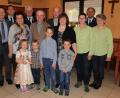 Bild: ral
Georg Bauer (mittlere Reihe, Zweiter von links) feierte 80. Geburtstag. Neben der Familie gratulierten auch Vereinsabordnungen.