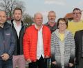 Bild: Wolfgang Steinbacher
Nach den Wahlen eines Vorstands- und eines Aufsichtsratsmitglieds präsentieren sich die Gremien des Gemeinnützigen Bauvereins mit Harald Rösel, Jörg Janker, Manfred Pickel, Lorenz Uschold, Manuela Meißner, Karl-Heinz Klier und Florian Striepen.