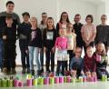 Bild: exb
Die Kinder und Jugendlichen der Blaskapelle Teunz bastelten peppige Osterhasen, die mit Erde und Kresse-Samen befüllt wurden.