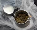 Bild: Bundespolizei Waidhaus
In der Milchkanne ist keine Milch, sondern Marihuana.