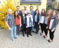 Bild: hai
Der 80. Geburtstag von Anna Dorsch (vorne Mitte) ist für ihre Angehörigen natürlich ein angenehmer Pflichttermin.