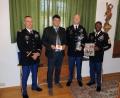 Bild: mor
Bürgermeister Edgar Knobloch (zweiter von links) begrüßte im Rathaus Command Sergeant Major Samuel Zoker (von rechts), Oberst Seth A. Knazocvich und Oberstleutnant Donald L. Cherry Jr von der Partnereinheit der 41. US-Feldartilleriebrigade