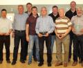 Bild: wec
Siegerehrung nach dem Gemeinderatsschießen (von links): Hubertus von Eyb, Johann Bauer, Thomas Kryschak, Thomas Wiedenbauer, stellvertretender Bürgermeister Michael Götz, Christian Deinzer, Altbürgermeister Albert Gruber, Armin Kryschak und Hermann Sturm.