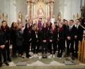 Bild: exb
Beim Gottesdienst der Glaubendorfer Landjugend gab es einige Neuaufnahmen. In der Mitte Pfarrer Markus Ertl.