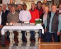 Bild: zer
Der Männergesangsverein gestaltet den Gottesdienst zum Namenstag des Heiligen Georg, dem Schutzpatron in der Kirche zu Enzenrieth am Patroziniumstag.
