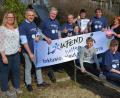 Bild: jr
Alle freuen sich auf den 11. Inklusionslauf „Laufend helfen“ der Kreisvereinigung Lebenshilfe. Im Bild die Organisatoren (von links) mit Julia Schmeller, Lebenshilfe-Vorsitzender Roland Grillmeier, TuS-Präsident Anton Bauernfeind und Lebenshilfe-Geschäftsführer Berthold Kellner mit Mitarbeitern und Jugendlichen der Lebenshilfe.