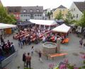 Bild: mad
Zum Marktfest in Schwarzhofen kamen wieder viele Gäste. Heuer geht die Veranstaltung am 1. und 2. Juni über die Bühne.
