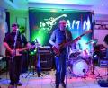 Bild: cls
„Jam/M“ bot im Café „Zuckerpuppe“ Rockklassiker dar.