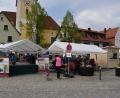 Bild: wku
Großen Anklang fand der "Markt der Genüsse" am 1. Mai am Königsteiner Marktplatz.