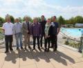 Bild: exb/Fischer
Gottfried Dirmeier, Rüdiger Frey, Oberbürgermeister Andreas Feller, Athanasios Balkizas, Roland Kittel, Vera Dehling und Michael Maget (von links) freuen sich auf die Eröffnung des Erlebnisbads.