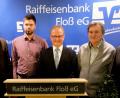 Bild: le
Nach der Wahl setzen sich Vorstand und Aufsichtsrat zusammen (von links): Bankdirektor Josef Völkl, Martin Müller, Johannes Reinl, Wolfgang Weig, Helmut Bär und Vorstandsvorsitzender Jürgen Schnappauf.