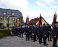 Bild: gi
Zum Florianstag 2019 in Tröbes treffen sich alle zehn Feuerwehren des Markts zum Gottesdienst und ziehen durch den Ort zum Gerätehaus.