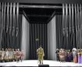 Bild: Bettina Stöß
Staatstheater Nürnberg
Unser Foto zeigt eine Szene aus der Oper "Lohengrin", die im Mai 2019 Premiere feierte. Im Bild (v.li.n.re.): Mitte: Daeho Kim (Heerrufer des Königs) und Ensemble