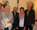 Bild: ral
Günther Dembiany ist 50 Jahre beim Gartenbauverein Trisching. Er wurde mit einer Urkunde als neues Ehrenmitglied ausgezeichnet. Das Vorstandsteam gratulierte.