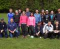 Bild: bkr
Weiblicher Charme lief bei der Crosslaufmeisterschaft des BSB Kreisverbandes am Samstag in Ahornberg mit. Milena Tuks und Claudia Sticht zeigten sich den männlichen Konkurrenten ebenbürtig. V.l. kniend Kreisvorsitzender Thomas Semba, Max Etterer, Michael Zimmerer, Stefan Gewinner und Wolfgang Nickl. Stehend v.l.: Tobias und Rainer Langsteiner, Gerald Bauer, Claudia Sticht, Martin Schmid, Milena Tuks, Wolfgang Ackermann, Rüdiger Bauer, Jörg Freche, Uwe Sticht und Florian Wolf. Von den Läufern fehlt Roland Schäffler.