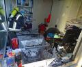 Bild: Dobmeier
Der Atemschutztrupp im Einsatz im Bürotrakt.