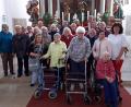 Bild: ow
Viele interessante Geschichten erzählte die Synodalin Käthe Pühl (zweite Reihe links) den Gästen vom „Café Zeitlos“ bei einer Führung in der Neustädter Dreieinigkeitskirche.