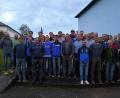 Bild: gi
Der Festausschuss startet mit der Planung des 100-jährigen Gründungsfest der SpVgg Moosbach. Vorsitzender Helmut Meindl (Siebter von links) wünscht den Unterausschüssen eine glückliche Hand.