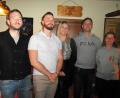 Bild: hl
Präsidenten Klaus Wegmann (links) sowie seine Stellvertreter Christine Klugmann und Alexander Wegmann verabschieden das Prinzenpaar Laura I. (Schupfner) und Florian II. (Hoffmann, von rechts) offiziell.