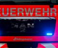Bild: Mohssen Assanimoghaddam
Ein Blick auf einen Einsatzwagen der Feuerwehr. Foto: Mohssen Assanimoghaddam/Archivbild