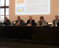 Bild: faa
Jugendamtsleiter Emil Slany, Vorsitzender der Geschäftsführung der Agentur für Arbeit Thomas Würdinger, stellvertretender Landrat Roland Grillmeier, Berufsberatungs-Teamleiterin der Agentur für Arbeit Margot Salfetter und Jobcenter-Geschäftsführer Leonhard Merkl (von links) informierten die interessierten Gäste über die Pläne der Jugendberufsagentur.