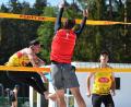 Bild: A. Schwarzmeier
Rasanten Beachvolleyballsport bot das Beach Masters im Schätzlerbad.