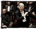 Bild: Martin Lengemann
Herbert Blomstedt war von 1975 bis 1985 Chefdirigent der Sächsischen Staatskapelle Dresden und von 1985 bis 1995 Music Director des San Francisco Symphony Orchestra. 1998 bis 2005 leitete er das Gewandhausorchester Leipzig.