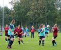 Bild: fz
Das Damenteam "Fußballweiber" des HPZ (in Rot) will für den Damenfußball für Menschen mit Behinderung werben.