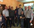 Bild: gi
Den ersten Preis des Preisschafkopfes der Feuerwehr Etzgersrieth holte Stefan Forster (Dritter von rechts). Den Gewinnern des gratulierten Spielleiter Heinrich Ring und Vorsitzender Rudolf Mitlmeier (von rechts) sowie zweiter Vorsitzender Fritz Steinhilber (links). Max Mitlmeier zog die Gewinner bei der zusätzlichen Verlosung.