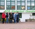 Bild: rpp
Einige Vertreterinnen des Katholischen Frauenbundes Kastl übergaben letzten Donnerstag 600 Euro an Frau Pscherer. Von links: Eva Hoffmann, Marga Kukla, Frau Adele Pscherer Bereichsleitung im SOS-Kinderdorf-Team, Wöhrl Zilla, Heining Maria.