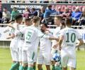 Bild: Hubert Ziegler
Die Gebenbacher Spieler bejubeln eines ihrer 83 Saisontore in der Bayernliga Nord. Mit 73 Punkten wurde die DJK Vizemeister und startet nun am Donnerstag mit einem Heimspiel in die Relegation zur Regionalliga Bayern.