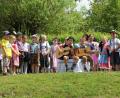 Bild: frd
Auch verschiedene "Schnodahüpfln" hatten die Buben und Mädchen einstudiert und brachten sie beim Kindergartenfest zu Gehör. Unter anderem stellten sie fest, dass es nur gegen Dummheit kein Mittel gibt.