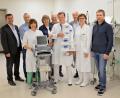 Bild: cls
Spendenübergabe am Krankenhaus St. Barbara: Das Bild zeigt von links Michael Enzmann, Wolfgang Wack, Dr. Regina Birk, Gabi Leichtl, Frank Hederer, Dr. Jochen Spieß, Maxilmilian Zepf, Dr. Elisabeth Bösl und Andreas Wopperer.