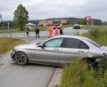 Bild: tok
Der Fahrerin dieses Mercedes passierte ein verhängnisvolles Malheur beim Abbiegen.
